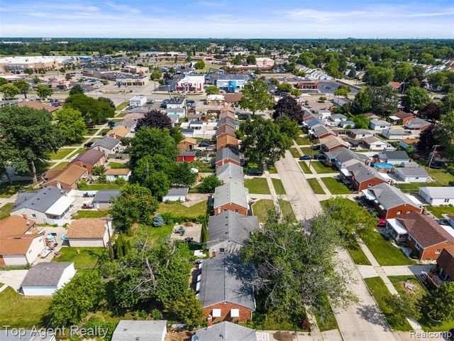 15110 Drake Street, Southgate, MI 48195