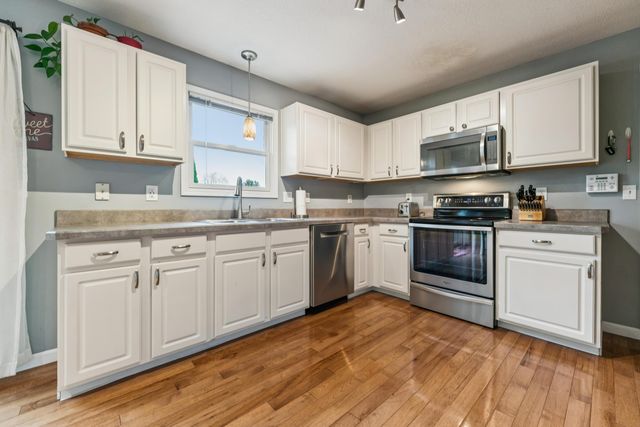 2188 Dry Ridge Court, Grove City, OH 43123