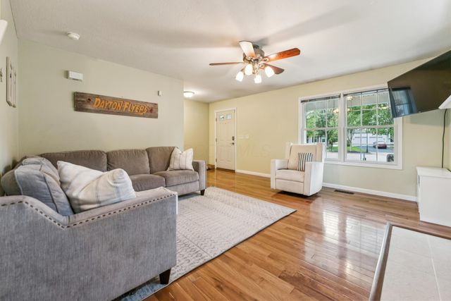 2188 Dry Ridge Court, Grove City, OH 43123