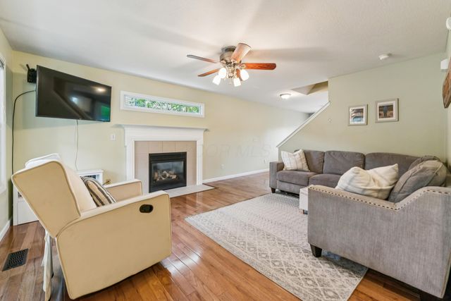 2188 Dry Ridge Court, Grove City, OH 43123