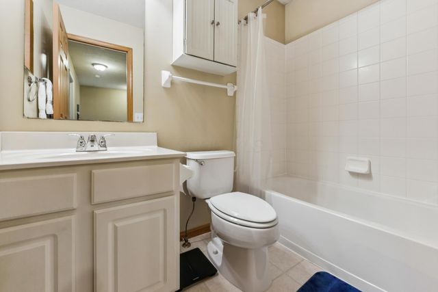 2188 Dry Ridge Court, Grove City, OH 43123