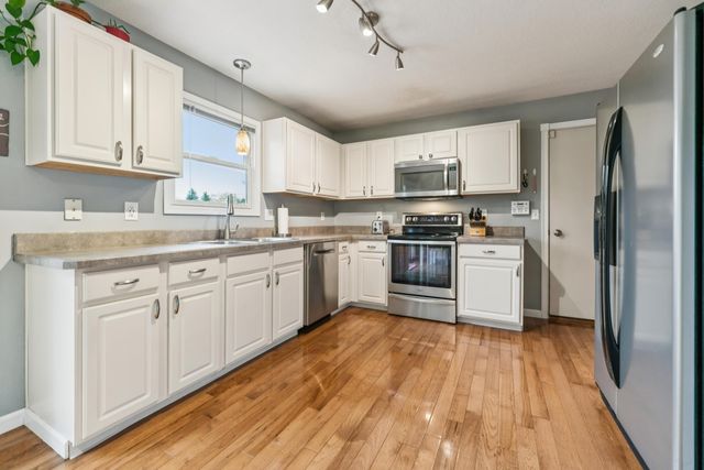 2188 Dry Ridge Court, Grove City, OH 43123