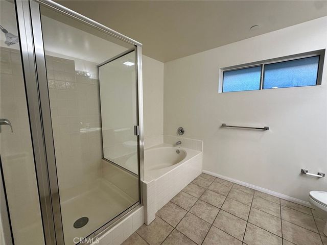 7551 Jordan 304, Canoga Park, CA 91303