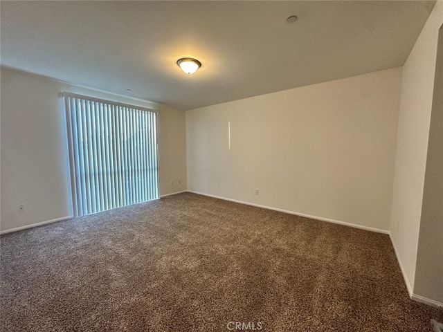 7551 Jordan 304, Canoga Park, CA 91303