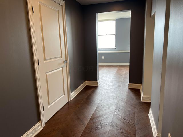 50 W Broad Street, 3502 3502, Columbus, OH 43215