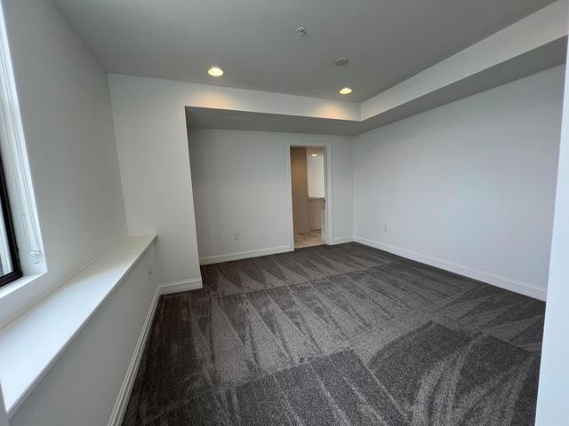 50 W Broad Street, 3502 3502, Columbus, OH 43215