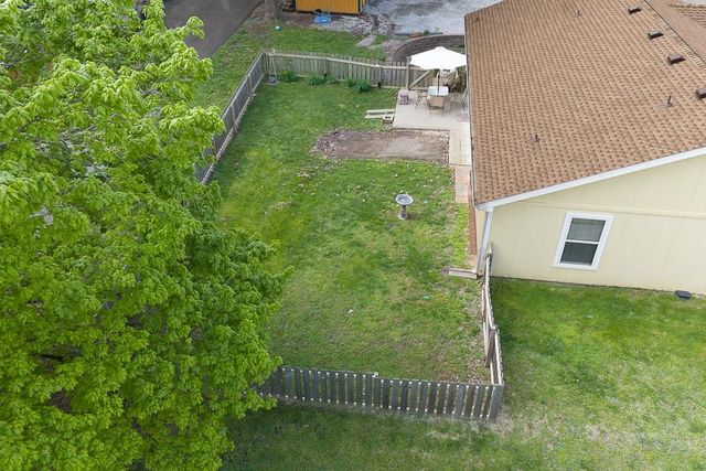 101 S Delaware Street, Tonganoxie, KS 66086