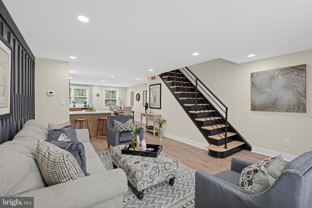 8415 CEDARBROOK AVE, Philadelphia, PA 19150 — photo 5