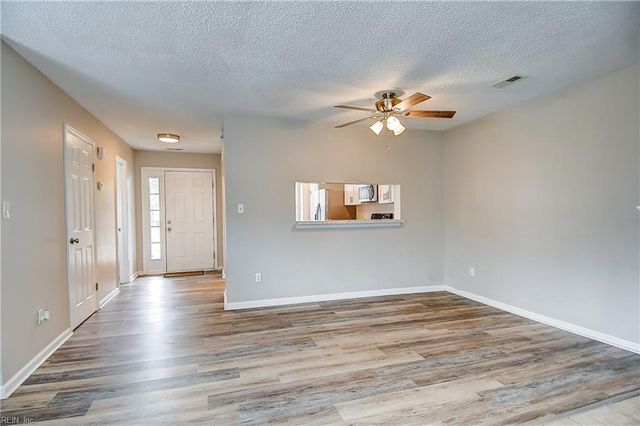 1330 Damyien ARCH, Chesapeake, VA 23320