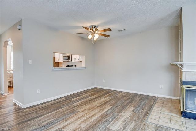 1330 Damyien ARCH, Chesapeake, VA 23320