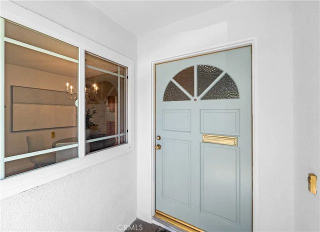 16372 Redlands, Huntington Beach, CA 92647