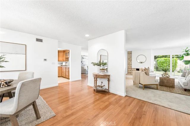 16372 Redlands, Huntington Beach, CA 92647