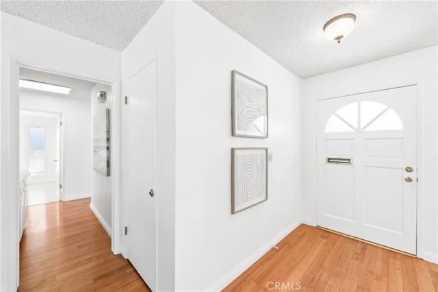 16372 Redlands, Huntington Beach, CA 92647