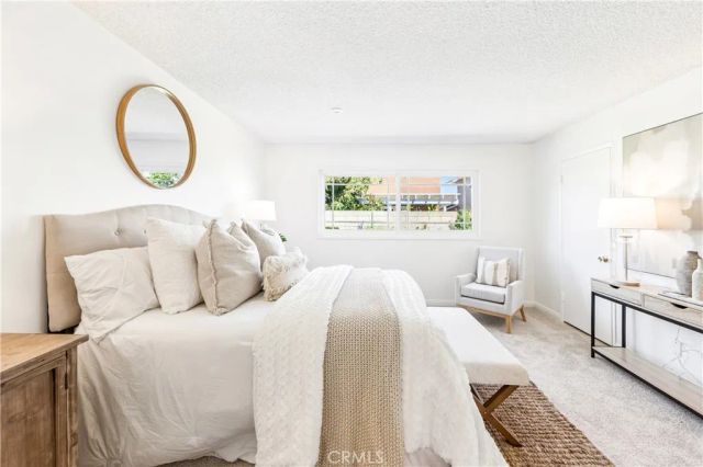 16372 Redlands, Huntington Beach, CA 92647