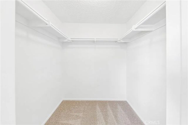 16372 Redlands, Huntington Beach, CA 92647