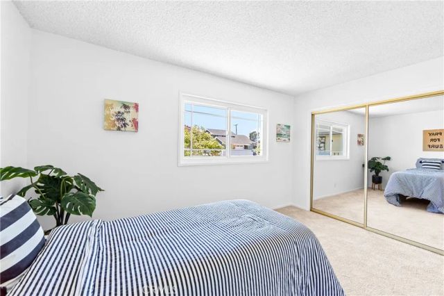 16372 Redlands, Huntington Beach, CA 92647