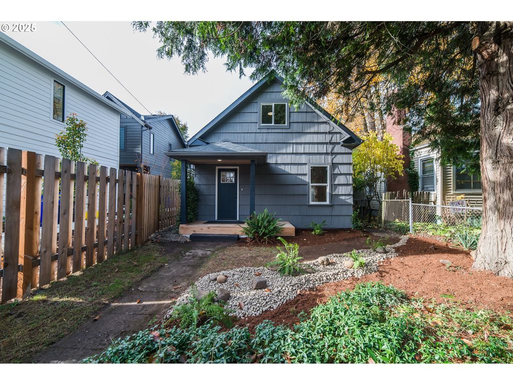 5833 Ne 16TH Ave, Portland, OR 97211