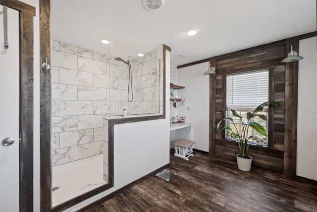 147 Emberson Chapel Road, Pilot Point, TX 76258