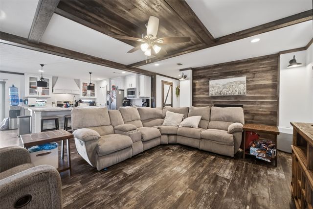 147 Emberson Chapel Road, Pilot Point, TX 76258