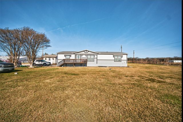 147 Emberson Chapel Road, Pilot Point, TX 76258