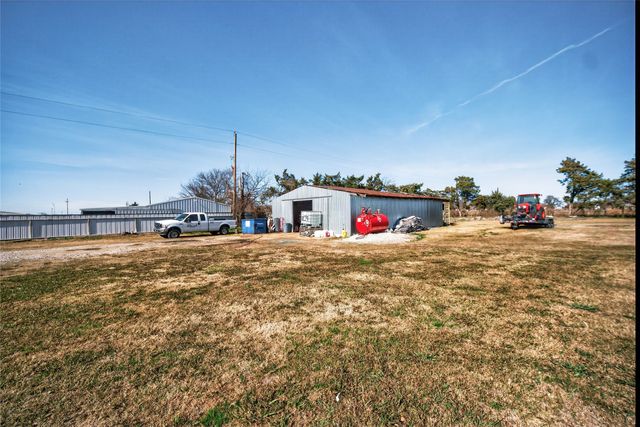 147 Emberson Chapel Road, Pilot Point, TX 76258