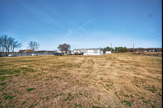 147 Emberson Chapel Road, Pilot Point, TX 76258