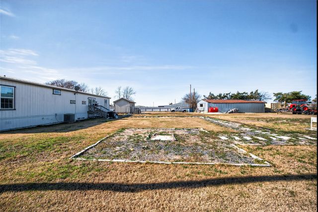 147 Emberson Chapel Road, Pilot Point, TX 76258