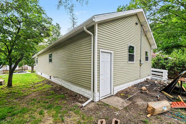 1849 N Johnson Street, South Bend, IN 46628