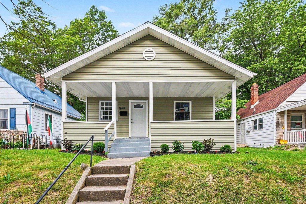 1849 N Johnson Street, South Bend, IN 46628