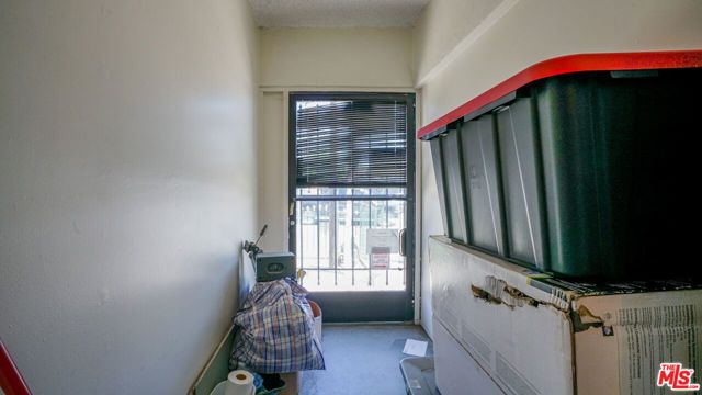 3430 W Slauson Avenue, Los Angeles, CA 90043