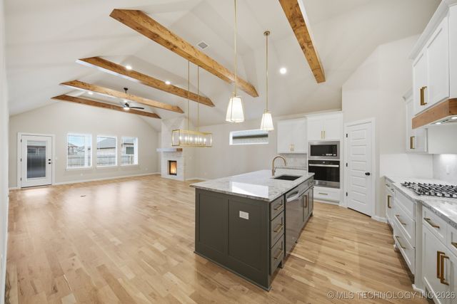 1300 N Beech Street, Broken Arrow, OK 74012