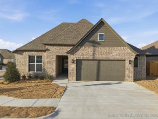 1300 N Beech Street, Broken Arrow, OK 74012