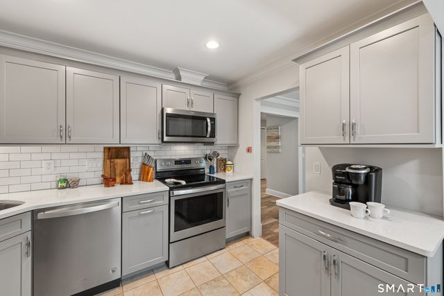 187 Flax Hill Road D11, Norwalk, CT 06854
