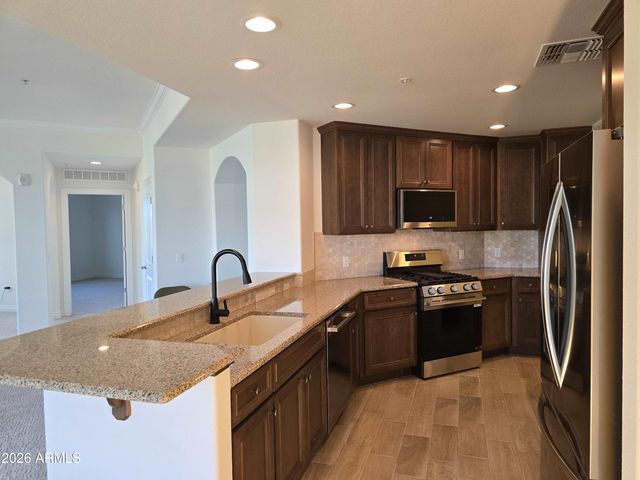 7601 E INDIAN BEND Road 2051, Scottsdale, AZ 85250