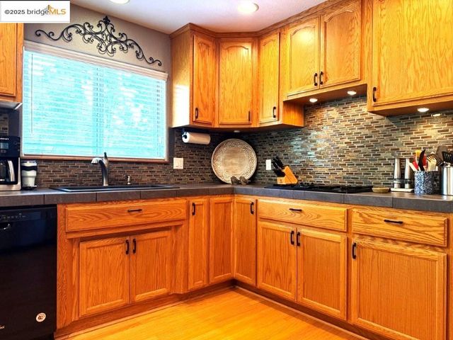 13166 Wells Fargo Dr., Groveland, CA 95321