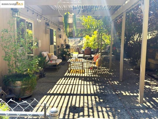 13166 Wells Fargo Dr., Groveland, CA 95321