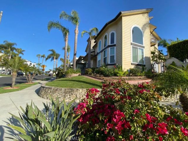 7901 Berger Avenue, Playa Del Rey, CA 90293