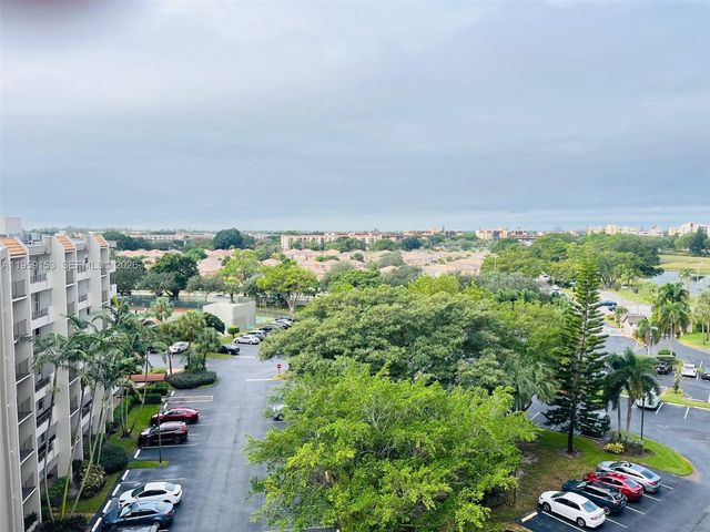 3940 Inverrary Boulevard 808A, Lauderhill, FL 33319