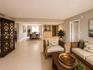3940 Inverrary Boulevard 808A, Lauderhill, FL 33319
