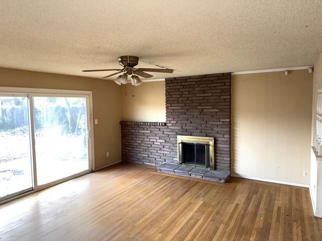 2608 Dorine Way, Sacramento, CA 95833