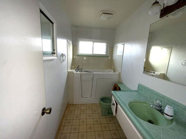 2608 Dorine Way, Sacramento, CA 95833