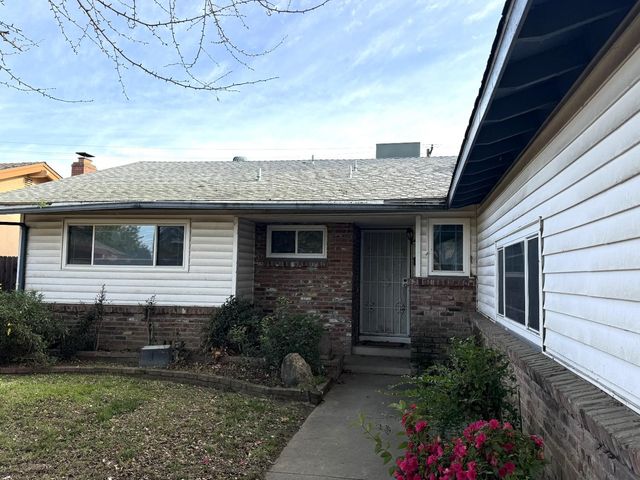 2608 Dorine Way, Sacramento, CA 95833