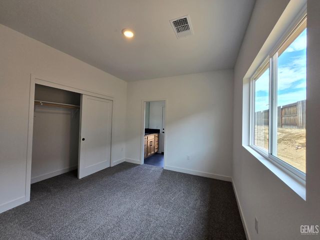 12020 Marquise Drive Drive, Bakersfield, CA 93306