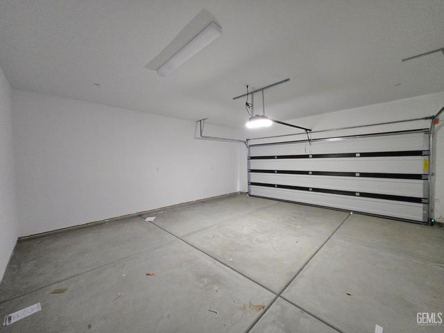 12020 Marquise Drive Drive, Bakersfield, CA 93306