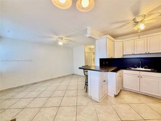22 SE 3rd Ter 7, Dania Beach, FL 33004