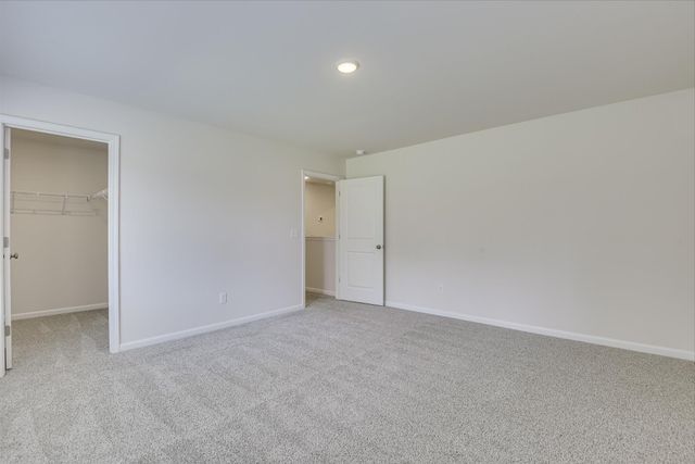 1945 Moorhill Estate Drive, Sumter, SC 29154