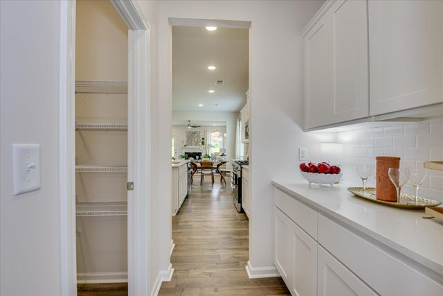 1945 Moorhill Estate Drive, Sumter, SC 29154