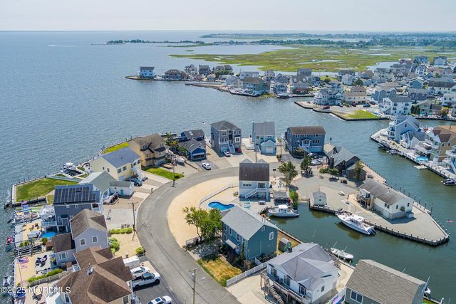 262 Evergreen Drive, Bayville, NJ 08721