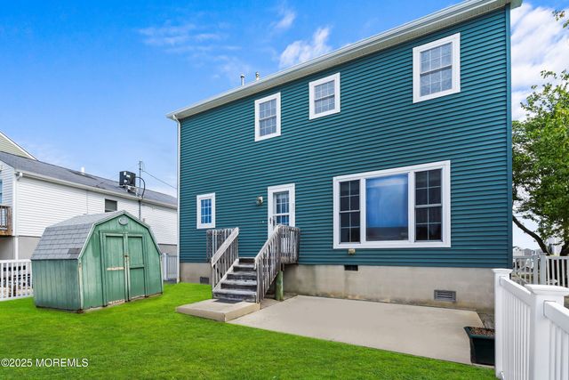 262 Evergreen Drive, Bayville, NJ 08721