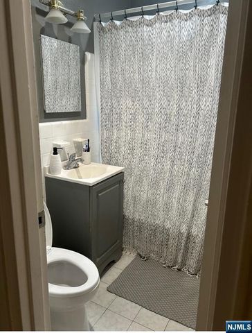 1480 Terrace 4, Teaneck, NJ 07666